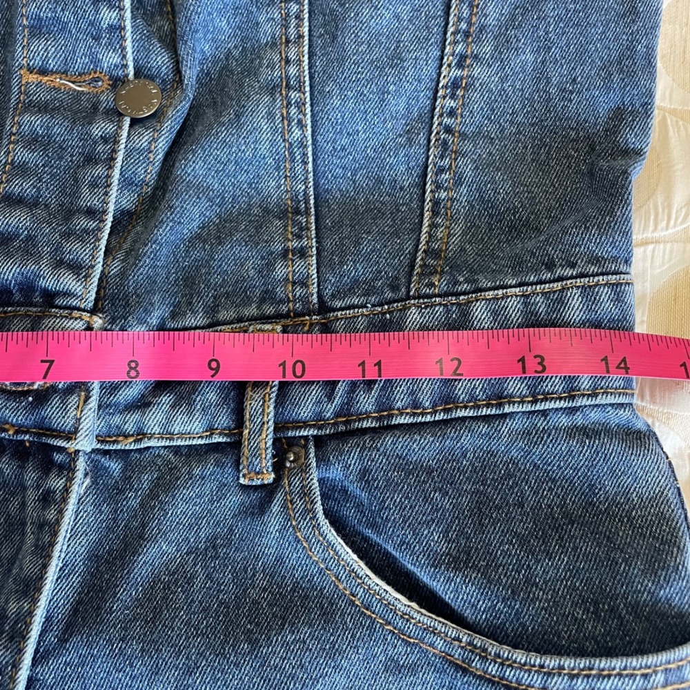 Nasty Gal Denim Low Rise Boyfriend Jumpsuit Blue Midwash Short Sleeve US  NEW - Picture 14 of 16